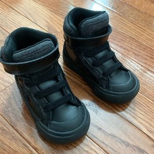 ✨SOLD✨Converse All Star Toddler Hightops (Sz4)